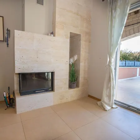 Beautiful Dominika With Private Pool Villa