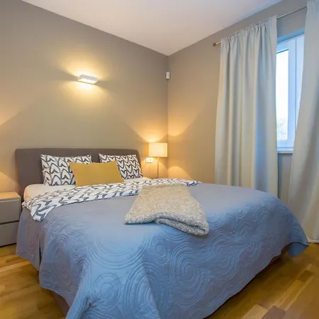 Villa Beautiful Dominika With Private Pool Kastelir